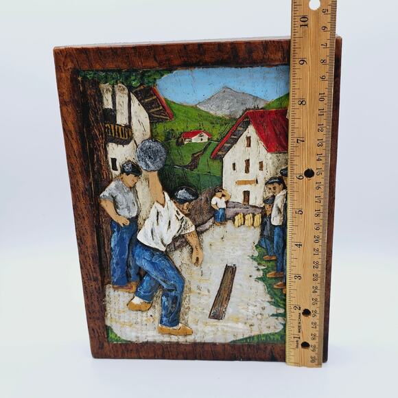 Vintage Art Artisan Wooden Carving Bowling Aprox 9.5 Light x 7.25 - Picture 2 of 6